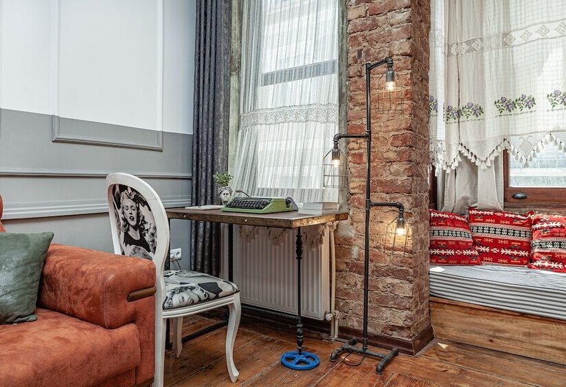 Отель Historic Galata