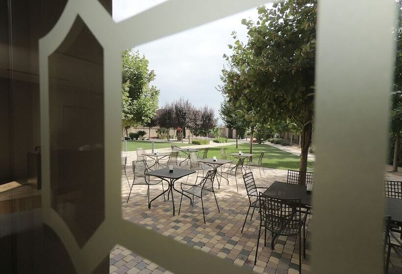 هتل Les Clarisses Boutique