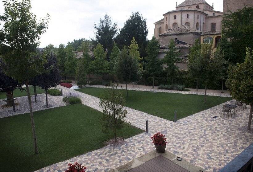 هتل Les Clarisses Boutique