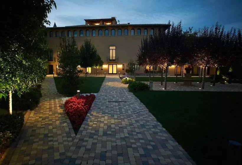 Hotelli Les Clarisses Boutique