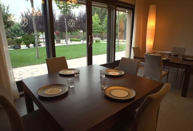 Hotelli Les Clarisses Boutique