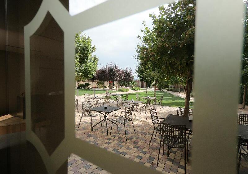 هتل Les Clarisses Boutique