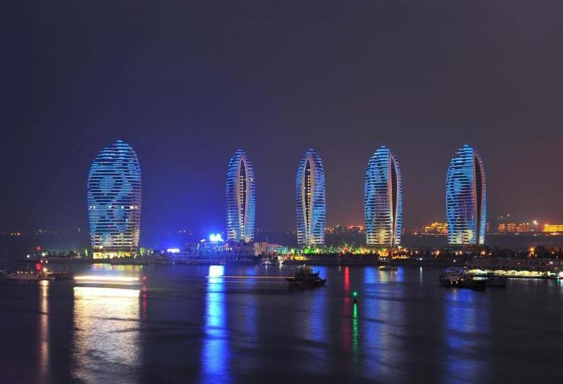 فندق Phoenix Island Resort Sanya