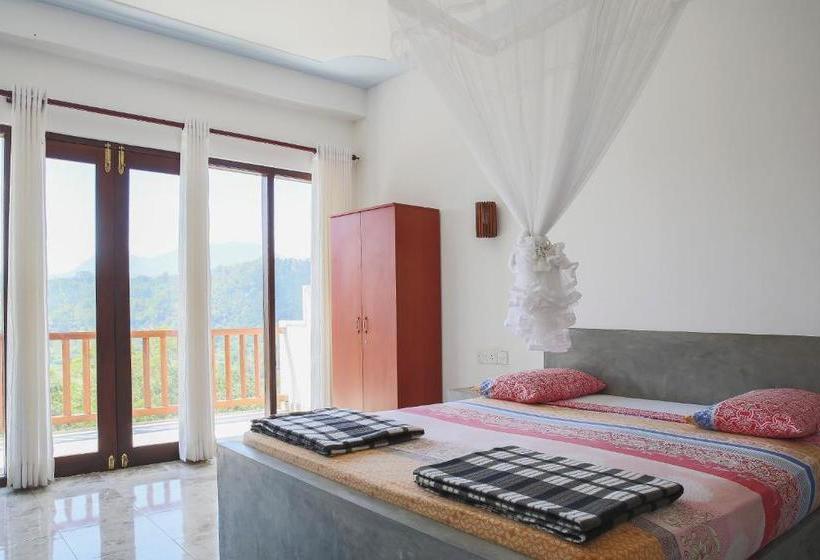 هتل Sky Green Resort