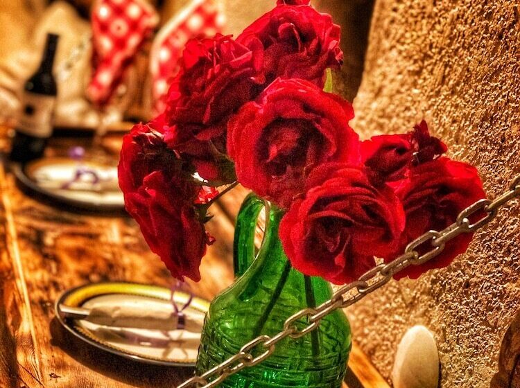 Parmis Boutique House