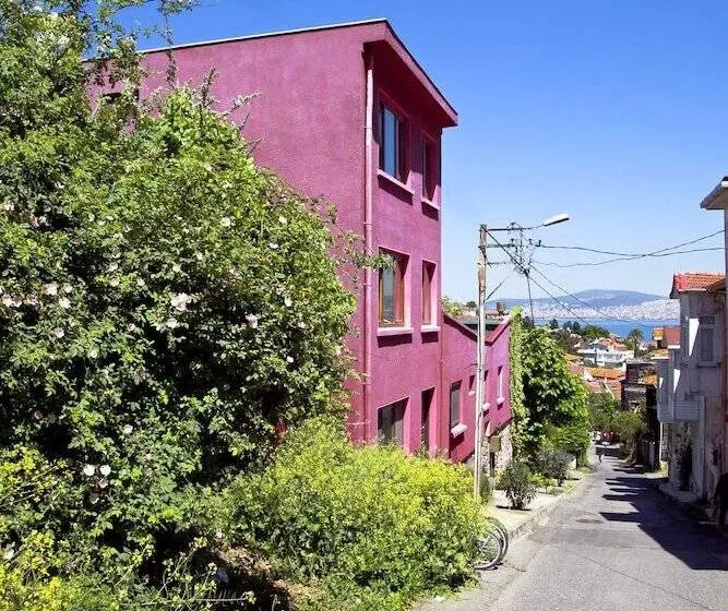 ペンション L'isola Guesthouse