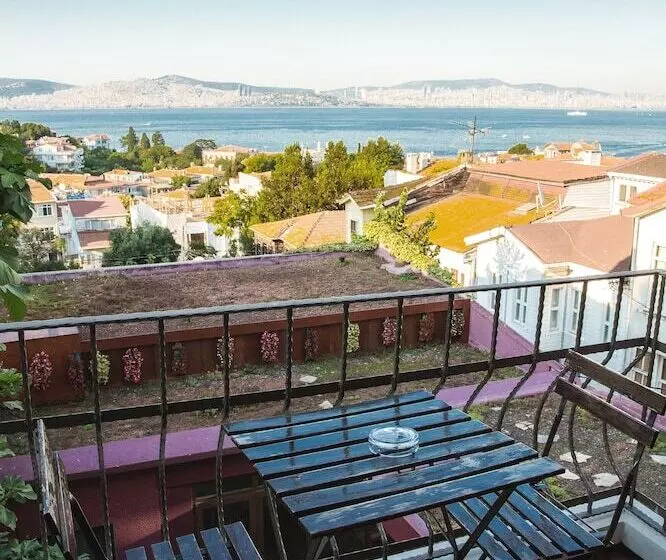 ペンション L'isola Guesthouse
