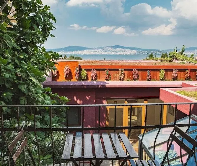 ペンション L'isola Guesthouse