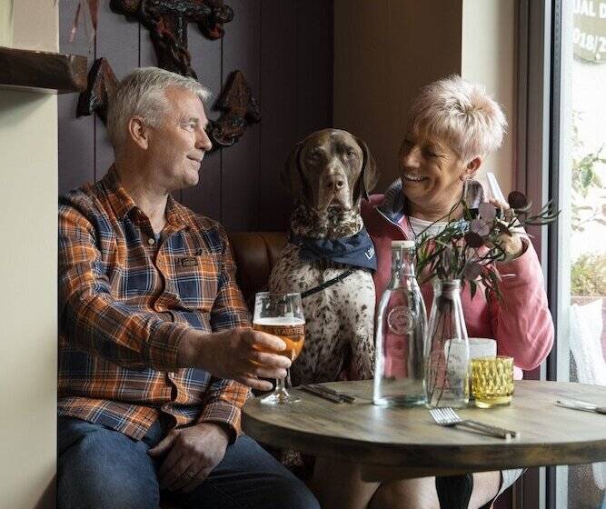 Общежитие Hope & Anchor