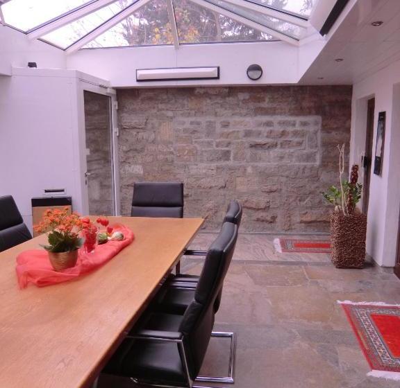 Appart International Boarding House