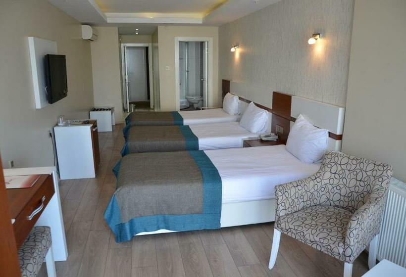 Grand Ahos Hotel & Spa