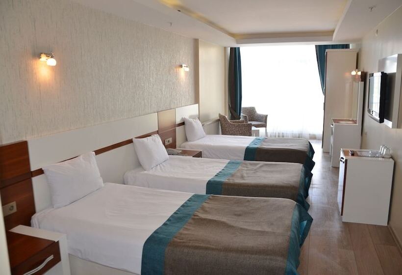 Grand Ahos Hotel & Spa