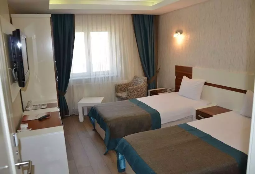 Grand Ahos Hotel & Spa