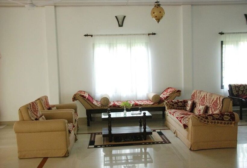 فندق Akshay Homestay