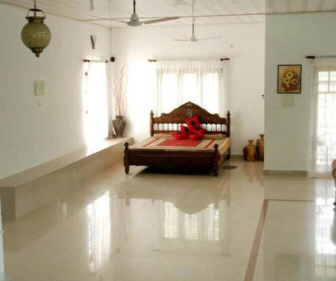 فندق Akshay Homestay