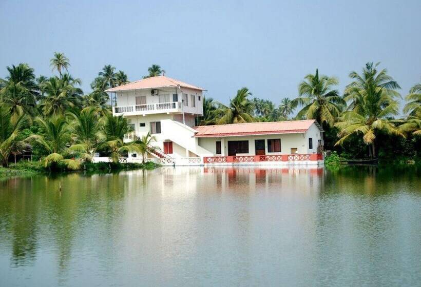 فندق Akshay Homestay