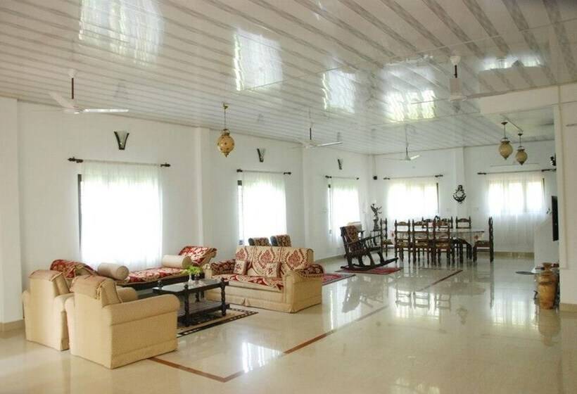 فندق Akshay Homestay