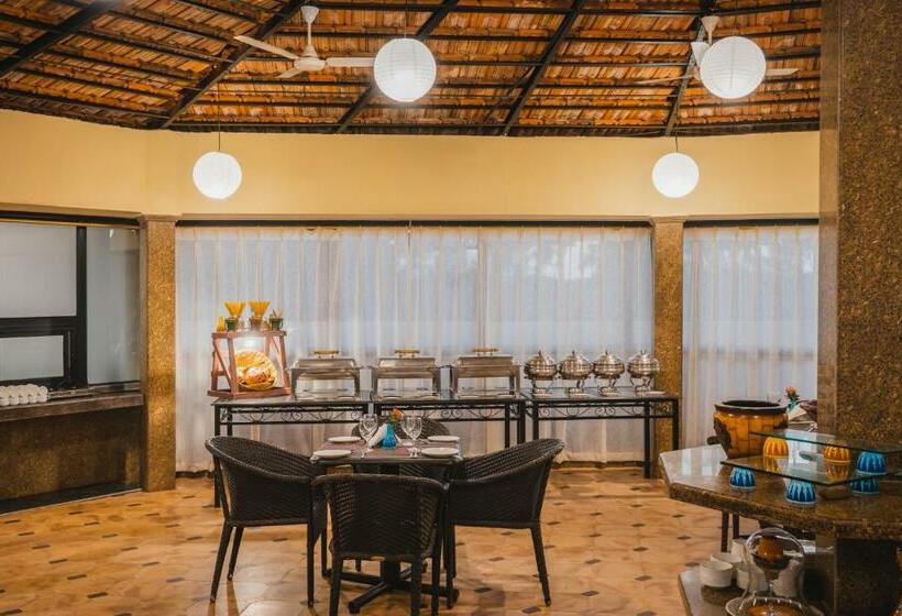 Отель Coconut Grove Beach Resort