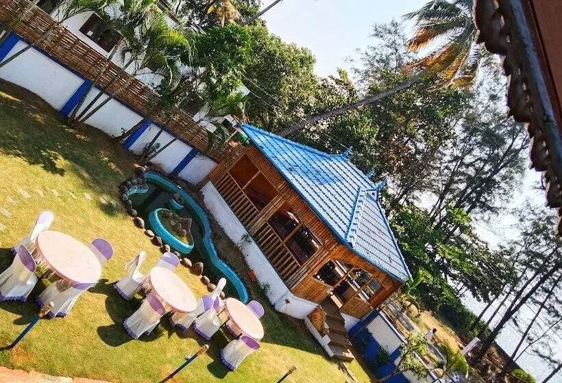 Hotelli Mare Blu Resort