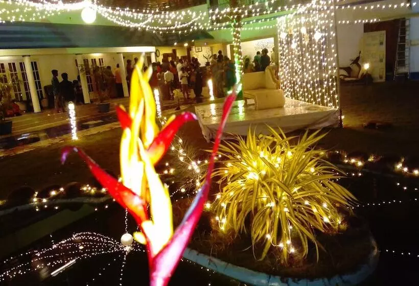 Hotelli Mare Blu Resort