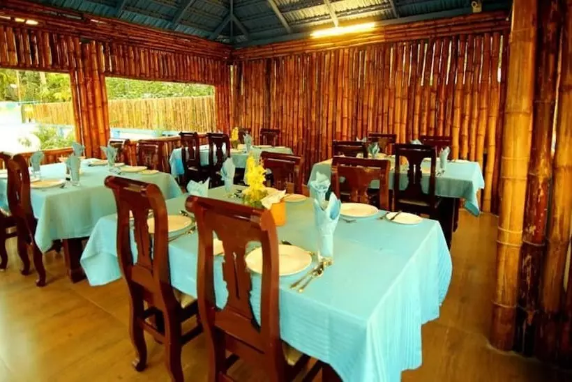 Hotelli Mare Blu Resort