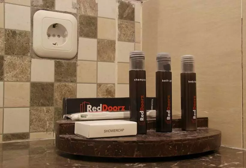 ホテル Reddoorz Near Dreamland Beach Uluwatu