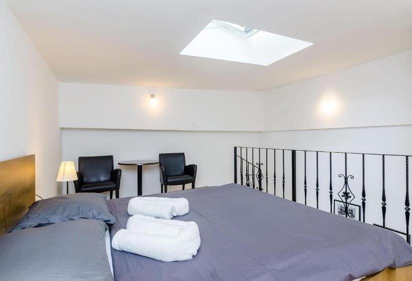 בית מלון כפרי Rooms Baza