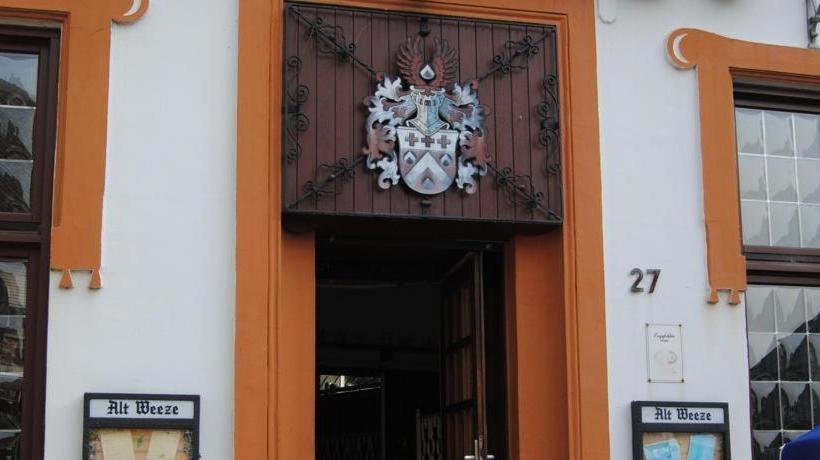 پانسیون Alt Weeze
