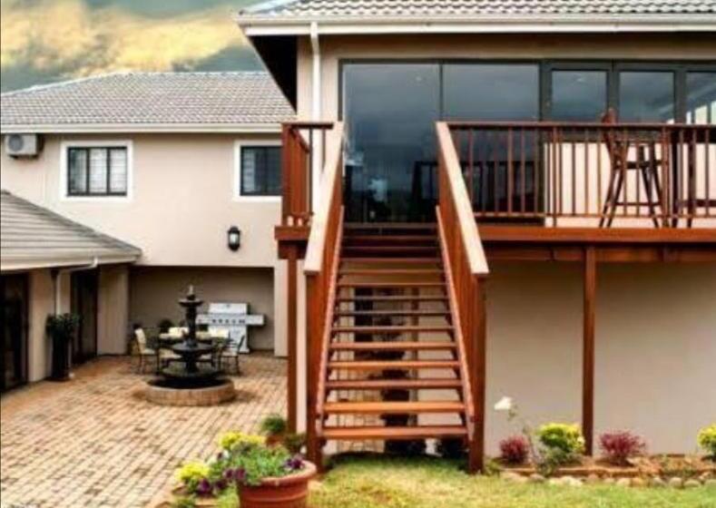 פנסיון Avalon Guest House