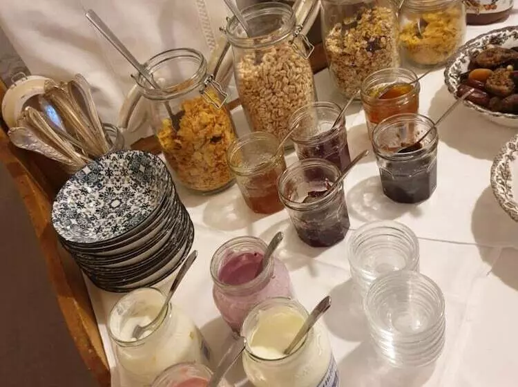 Majatalo Cb Hotel Becker