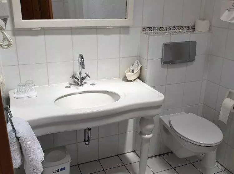 Majatalo Cb Hotel Becker