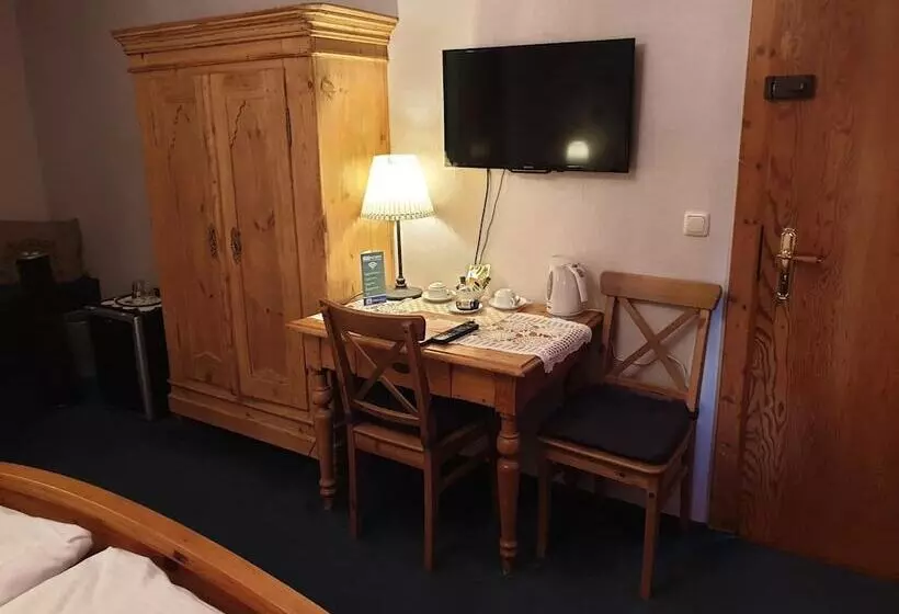 Majatalo Cb Hotel Becker