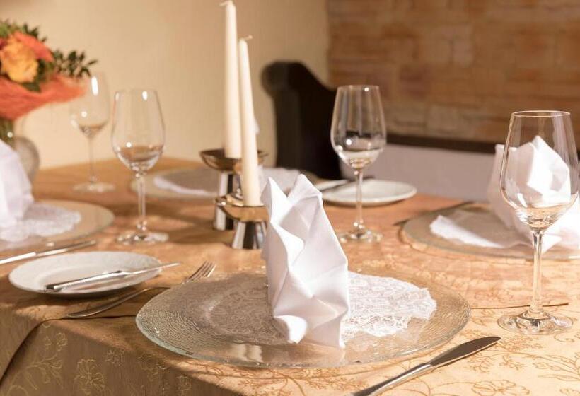 پانسیون Gästehaus Am Schlossberg