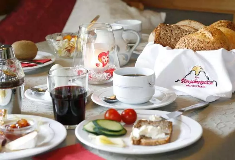 Majatalo Haus Vierjahreszeiten