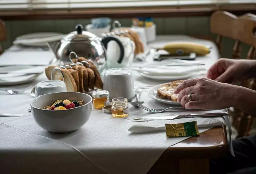ペンション Jedburgh Guest House