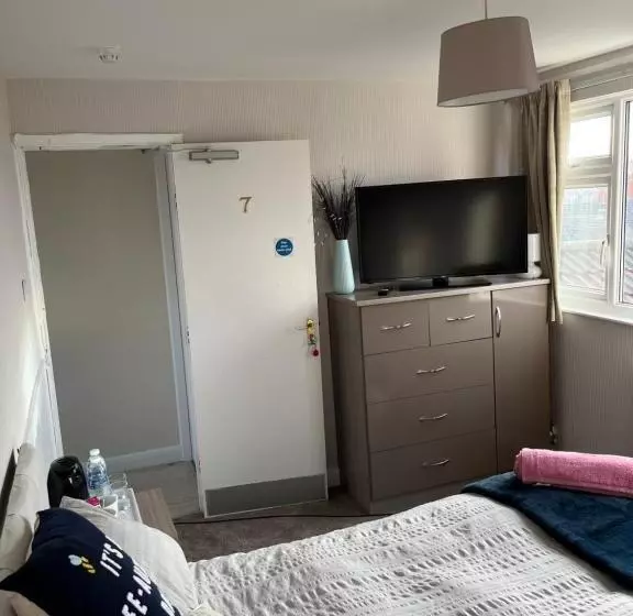 ペンション Jedburgh Guest House