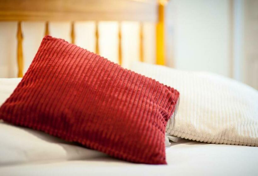 ペンション Kidwells House