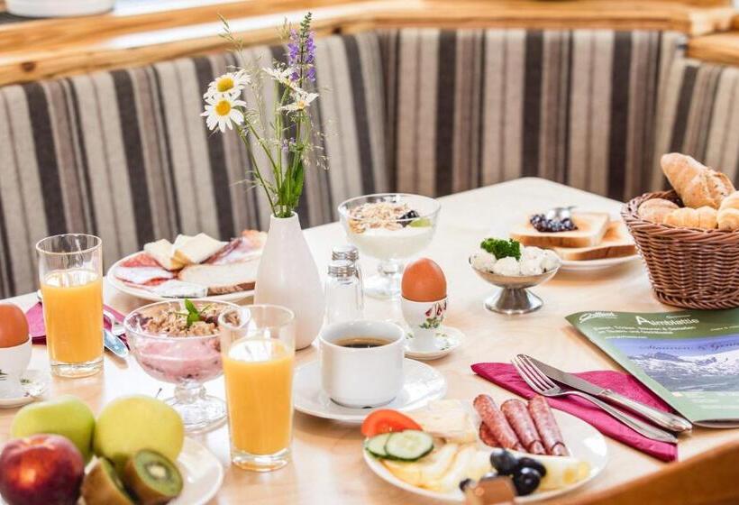 بنسيون Matreier Tauernhaus