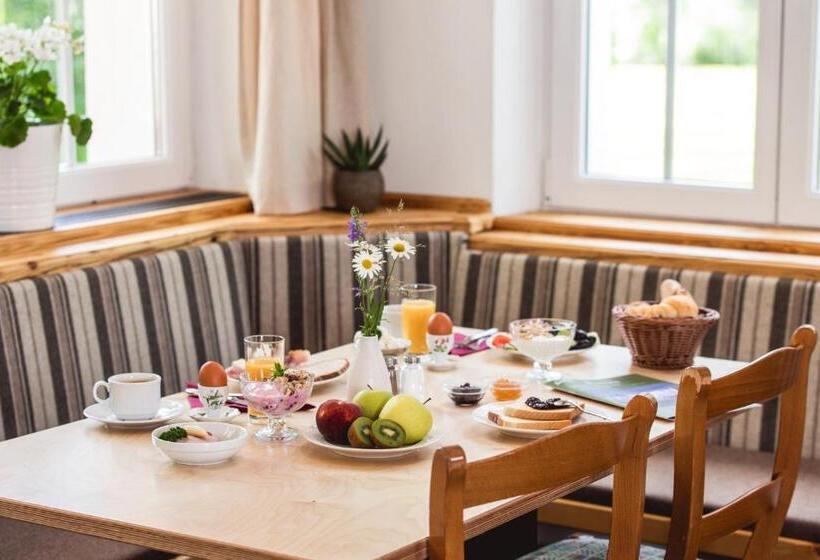 بنسيون Matreier Tauernhaus