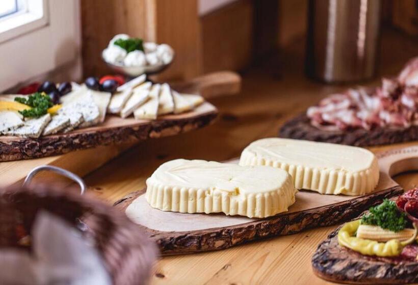 بنسيون Matreier Tauernhaus