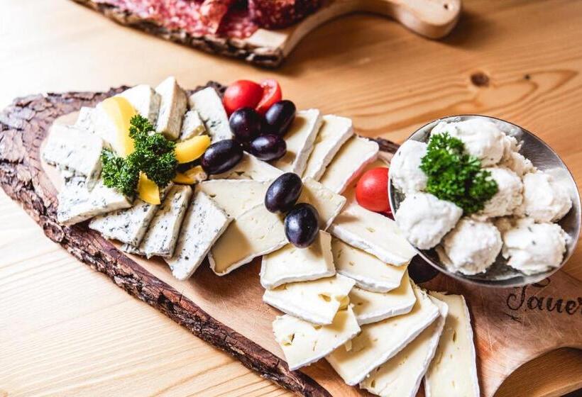 بنسيون Matreier Tauernhaus