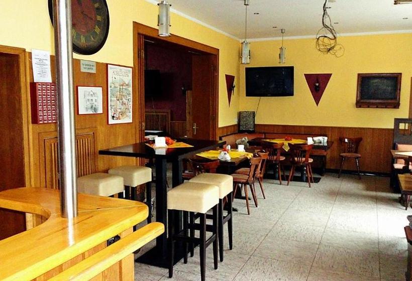 ペンション Waldgasthof Friedrichsberg