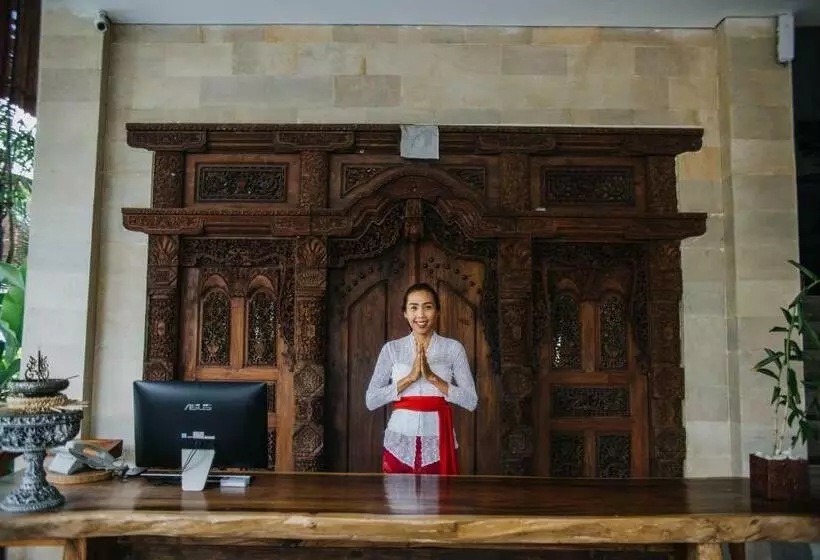 リゾートホテル Freddies Villas Ubud Bali