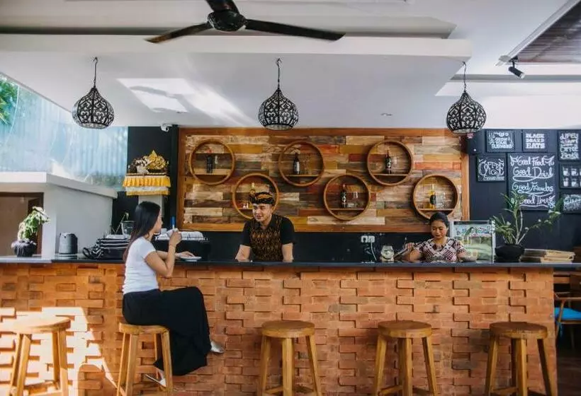 リゾートホテル Freddies Villas Ubud Bali