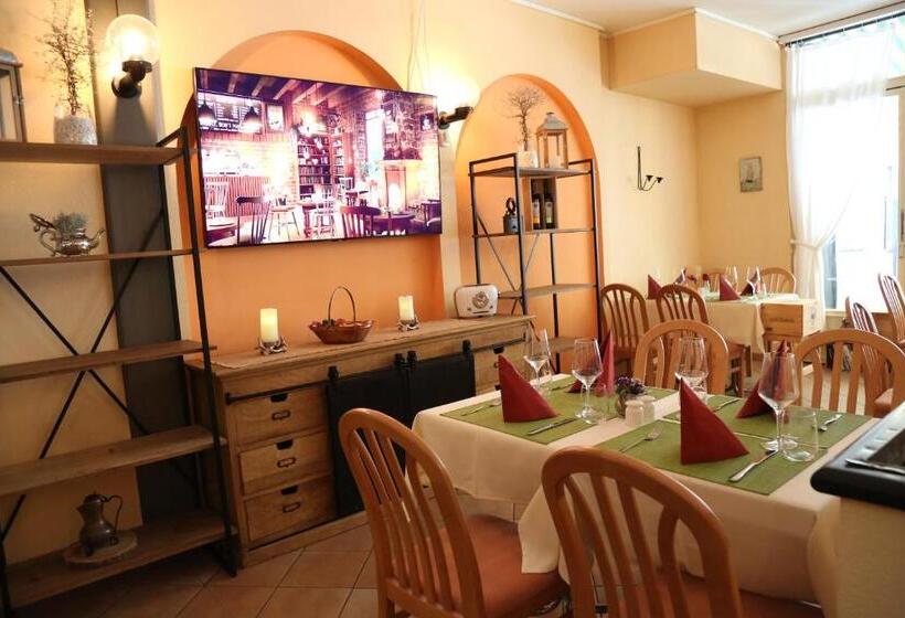 هاستل Al Pozz Boutique Resort