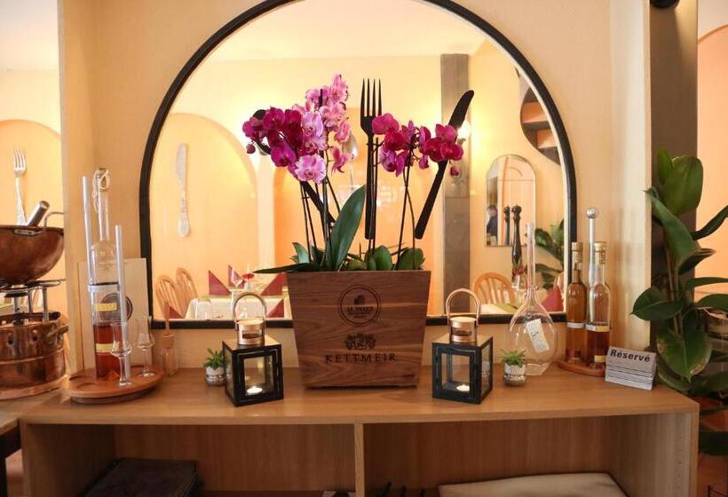 هاستل Al Pozz Boutique Resort