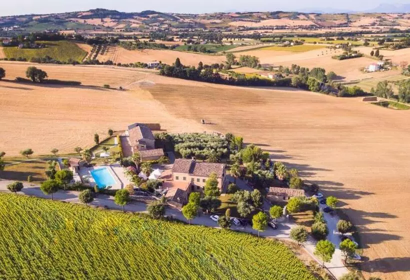 ホテル Agriturismo Raggioverde