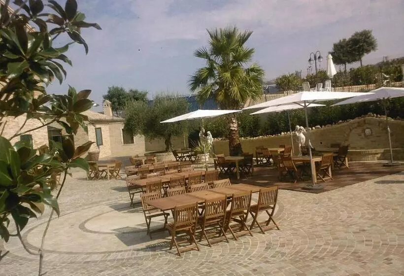 ホテル Agriturismo Raggioverde