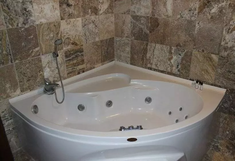 ホテル Dilek Tepesi Cave