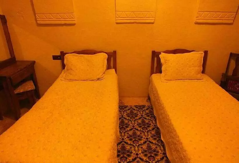 ホテル Dilek Tepesi Cave